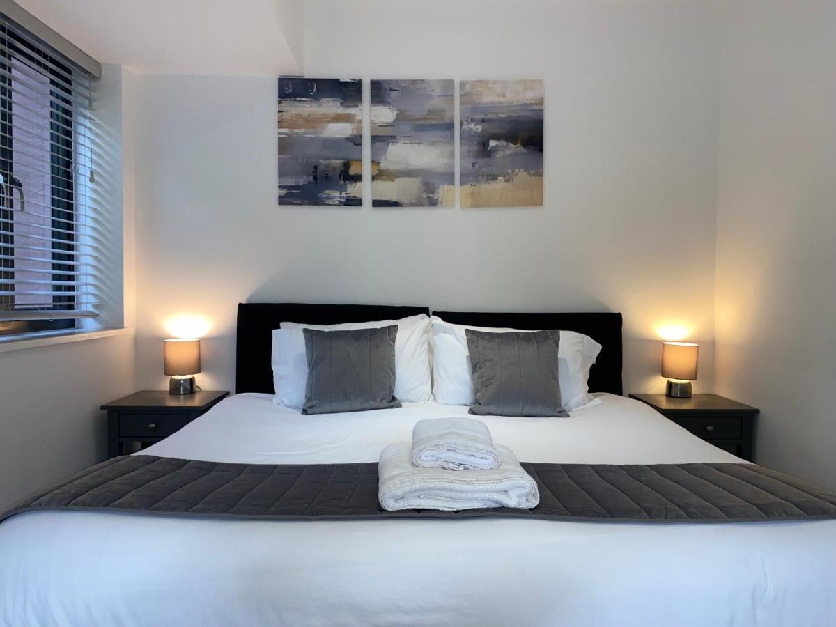 סוליהול Roomotel - Broadoaks Apartments מראה חיצוני תמונה