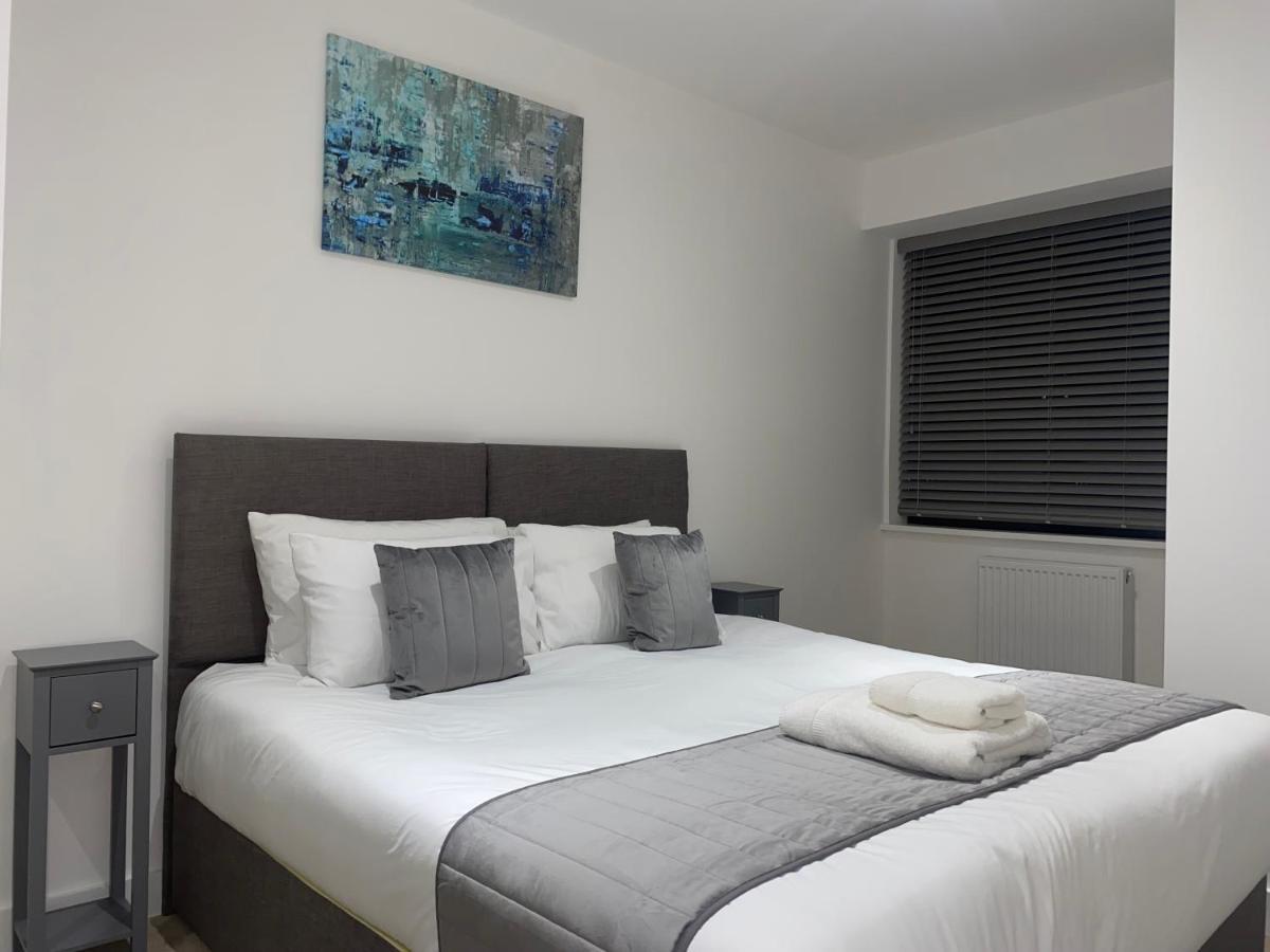 סוליהול Roomotel - Broadoaks Apartments מראה חיצוני תמונה